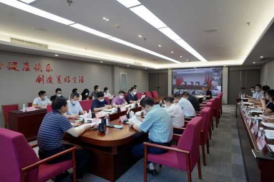 四川尊龙凯时集团召开疫情防控工作领导小组2022年第3次会议 集团党委书记、董事长、疫情防控工作领导小组第一组长任丁主持会议并讲话