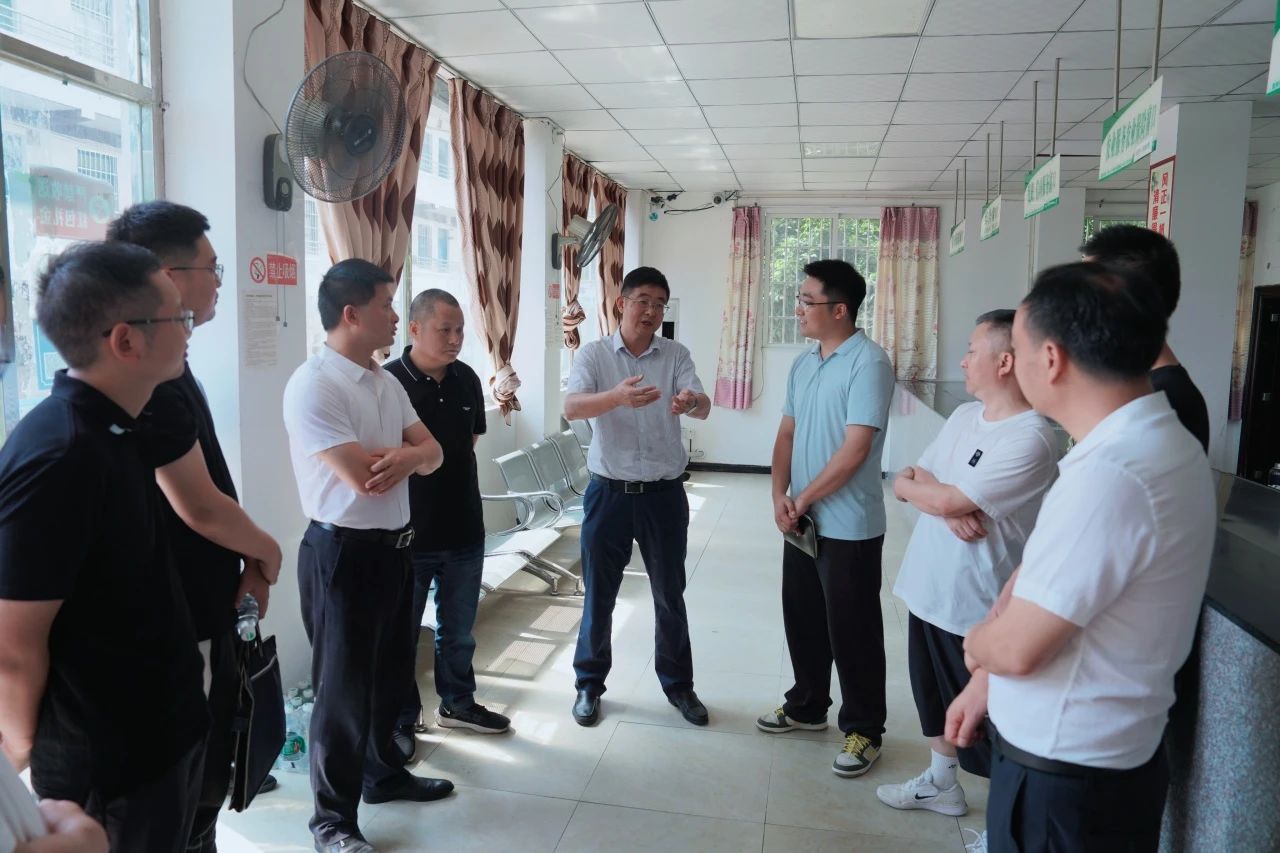 许东明赴南充市嘉陵区、巴中市通江县调研督导定点帮扶和托底性帮扶工作